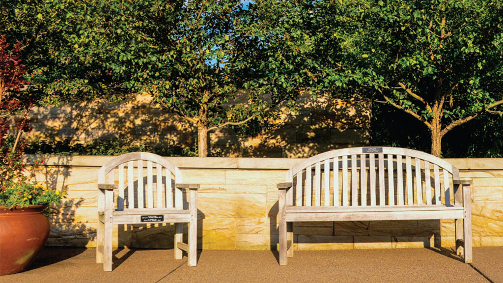 benches with dedication plaques