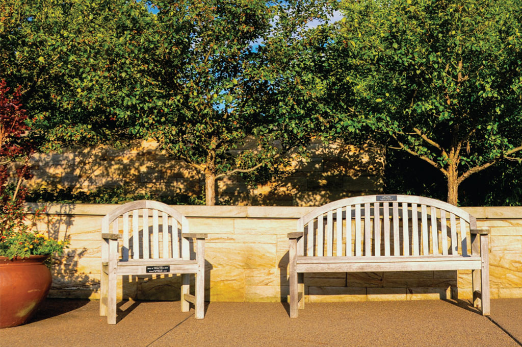 benches with dedication plaques